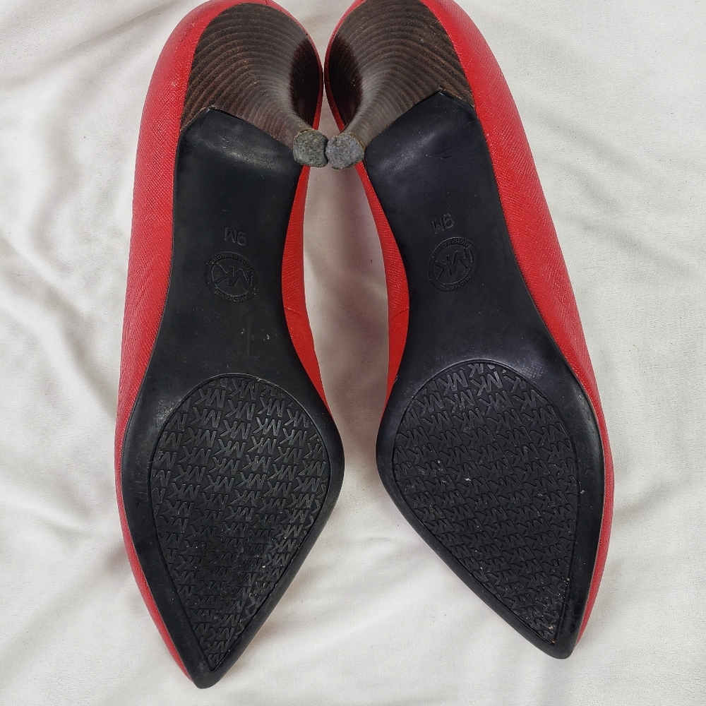 Michael Kors Saffiano Leather Stacked Heel - Picture 7 of 9